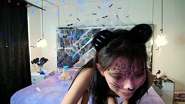 Snapshot of MysticMature chatting on 10/09/25, 05:11 MysticMature online show from 10/09/25, 05:11