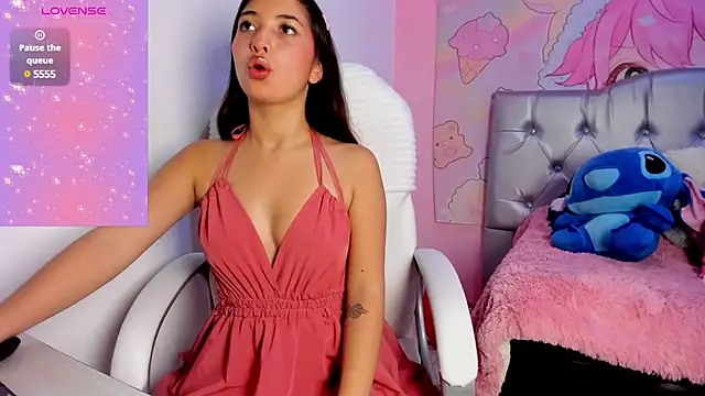 sofia  james online show from 02/17/25, 09:41