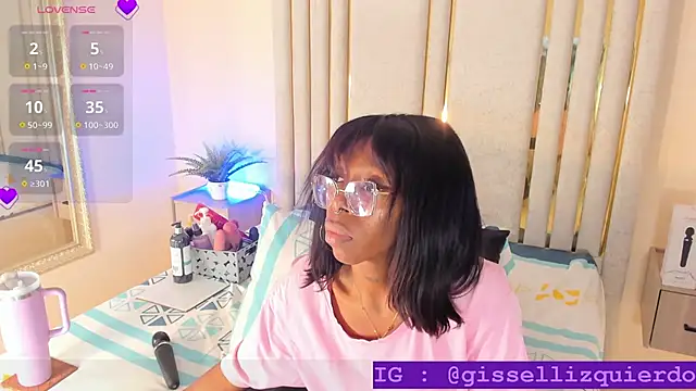 Snapshot of Liincostelloo chatting on 09/08/25, 07:35 Liincostelloo online show from 09/08/25, 07:35