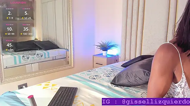 Snapshot of Liincostelloo chatting on 09/17/25, 07:37 Liincostelloo online show from 09/17/25, 07:37