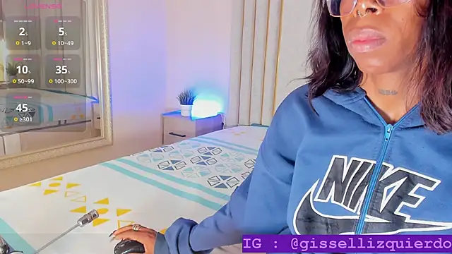 Snapshot of Liincostelloo chatting on 09/28/25, 11:48 Liincostelloo online show from 09/28/25, 11:48