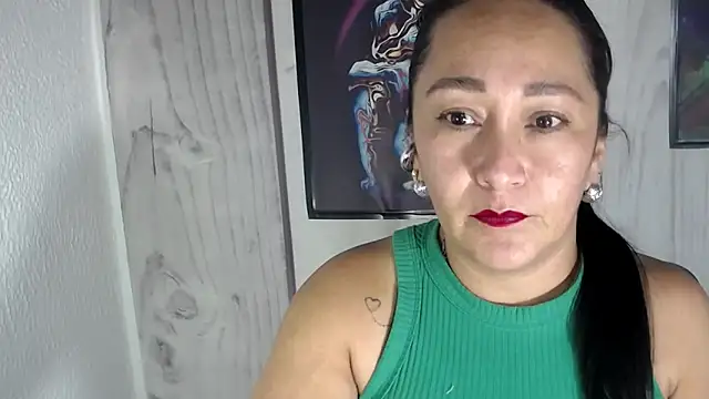 JULIANAWET69 online show from 10/16/25, 12:55