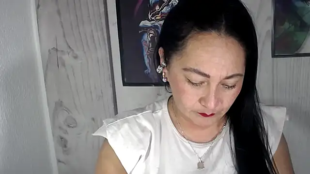 JULIANAWET69 online show from 11/21/25, 04:33