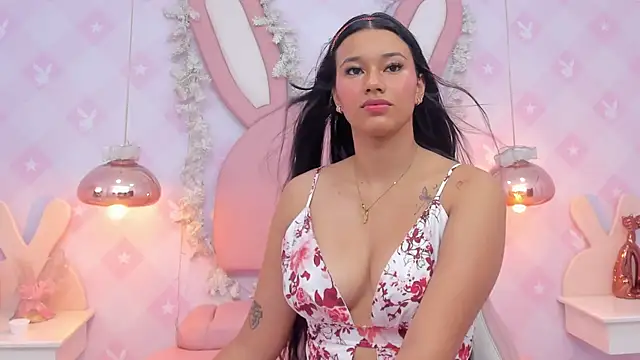 LIA SWAN  online show from 01/11/26, 04:06