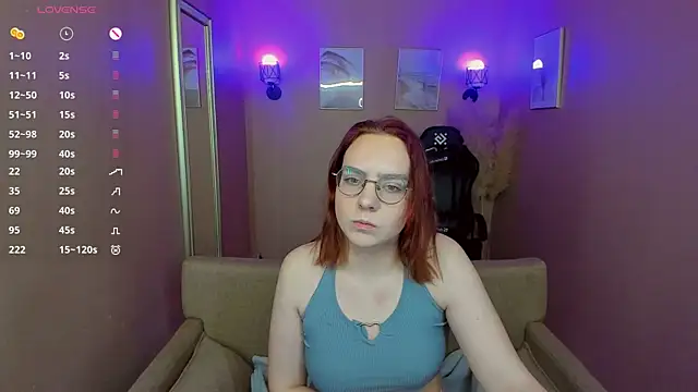 Snapshot of _candy__sweet__ chatting on 02/05/25, 10:51 candy sweet online show from 02/05/25, 10:51