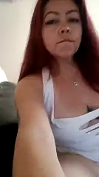 Snapshot of queencarlota82 chatting on 02/04/25, 08:38 queencarlota82 online show from 02/04/25, 08:38