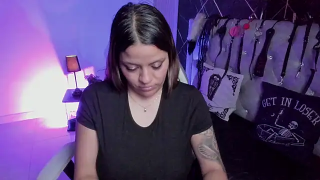 victoria  floyd online show from 04/09/26, 01:05