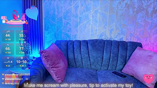 Aurora thomas  1 online show from 02/20/25, 05:40