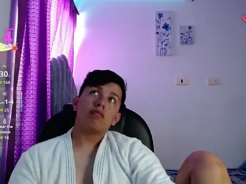 Snapshot of Alan_red chatting on 11/14/25, 03:22 Alan red online show from 11/14/25, 03:22