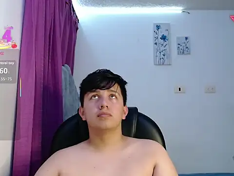 Snapshot of Alan_red chatting on 12/02/25, 11:45 Alan red online show from 12/02/25, 11:45