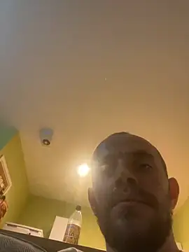 Snapshot of wyattstone chatting on 10/13/25, 02:00 wyattstone online show from 10/13/25, 02:00