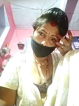 Snapshot of Bhavya_Bhan chatting on 10/11/25, 12:32 Bhavya Bhan online show from 10/11/25, 12:32