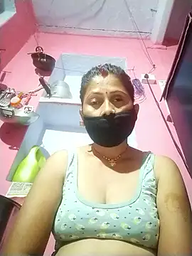 Snapshot of Bhavya_Bhan chatting on 10/15/25, 12:22 Bhavya Bhan online show from 10/15/25, 12:22
