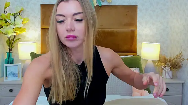 SusanBlair online show from 02/18/25, 06:26