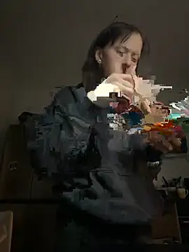 Snapshot of Ciara2004 chatting on 11/27/25, 06:04 Ciara2004 online show from 11/27/25, 06:04