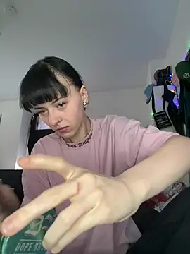 Ciara2004 online show from 01/17/26, 08:52