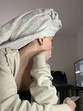 Ciara2004 online show from 02/15/26, 10:58