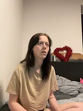 Ciara2004 online show from 04/19/26, 06:10