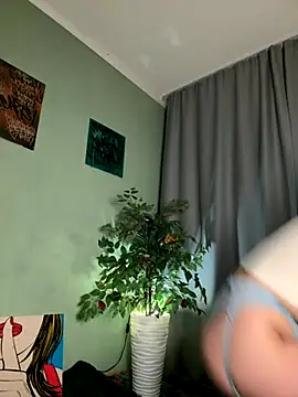 Snapshot of Mary_lost chatting on 10/22/25, 08:30 Mary lost online show from 10/22/25, 08:30