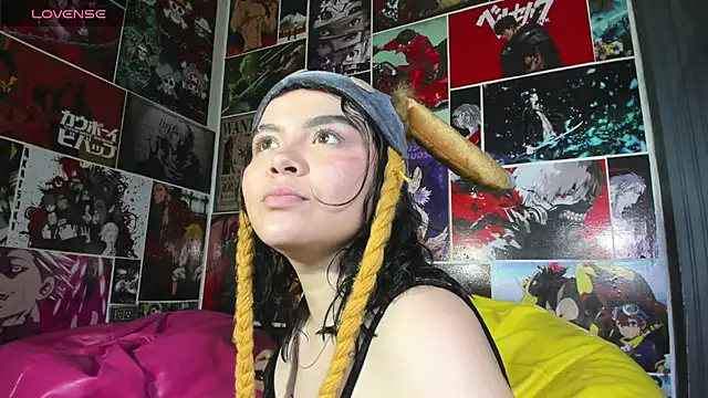 Snapshot of Zoe_Cheshire chatting on 02/27/25, 03:14 Zoe Cheshire online show from 02/27/25, 03:14