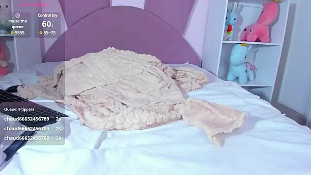 Snapshot of Zoe_Cheshire chatting on 03/15/25, 10:03 Zoe Cheshire online show from 03/15/25, 10:03