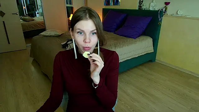 ReginaSparkle online show from 03/22/25, 03:20