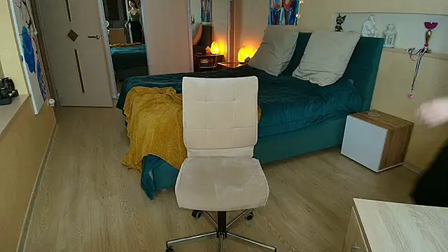 ReginaSparkle online show from 10/14/25, 07:36