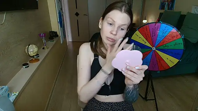 ReginaSparkle online show from 06/02/26, 09:44