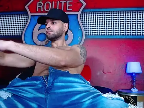 Cristian white online show from 03/21/25, 11:12