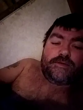 Snapshot of Rcraigue4 chatting on 02/01/25, 12:58 Rcraigue4 online show from 02/01/25, 12:58