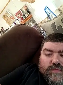 Snapshot of Rcraigue4 chatting on 10/09/25, 10:19 Rcraigue4 online show from 10/09/25, 10:19