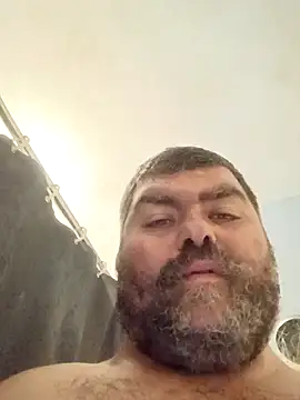 Snapshot of Rcraigue4 chatting on 10/13/25, 10:32 Rcraigue4 online show from 10/13/25, 10:32