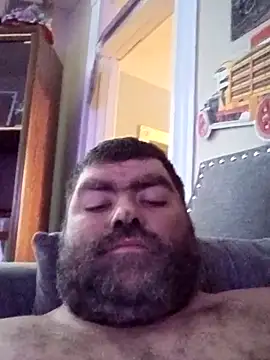 Snapshot of Rcraigue4 chatting on 10/15/25, 10:32 Rcraigue4 online show from 10/15/25, 10:32