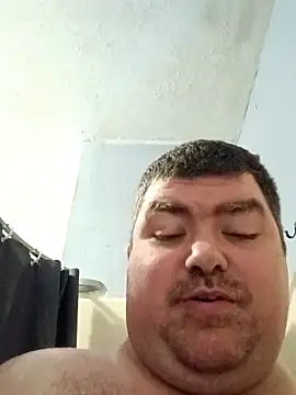 Snapshot of Rcraigue4 chatting on 10/18/25, 04:08 Rcraigue4 online show from 10/18/25, 04:08