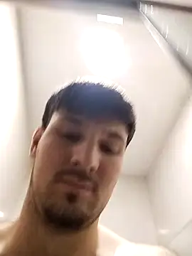 GuilhermeBusatta007 online show from 04/16/26, 10:01