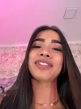 Bella Smiith  online show from 10/24/25, 01:40