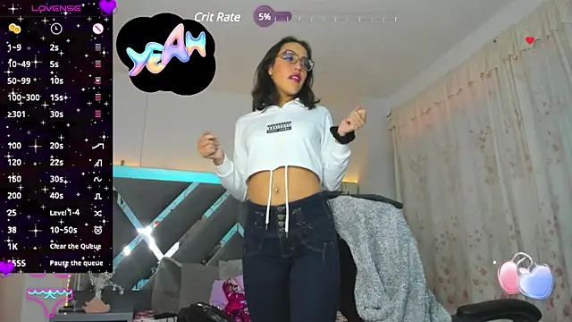 Snapshot of Abby_esposiito chatting on 01/29/25, 12:45 Abby esposiito online show from 01/29/25, 12:45