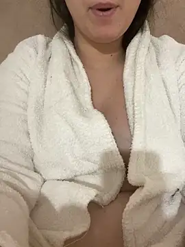 Snapshot of haskadin chatting on 02/14/25, 02:54 haskadin online show from 02/14/25, 02:54