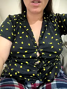 Snapshot of haskadin chatting on 09/29/25, 06:35 haskadin online show from 09/29/25, 06:35