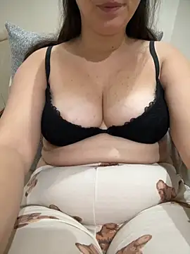 Snapshot of haskadin chatting on 10/01/25, 07:20 haskadin online show from 10/01/25, 07:20