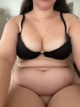 Snapshot of haskadin chatting on 10/15/25, 10:59 haskadin online show from 10/15/25, 10:59