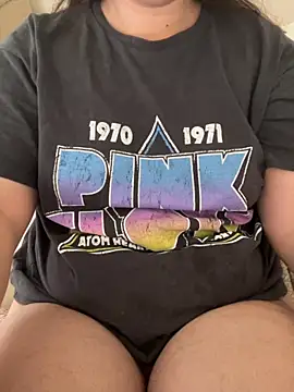 Snapshot of haskadin chatting on 11/06/25, 08:15 haskadin online show from 11/06/25, 08:15