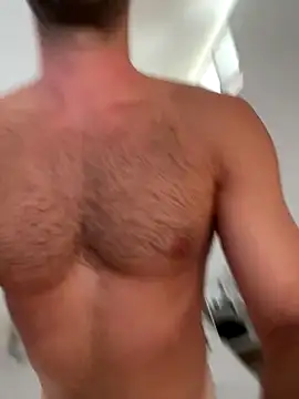 Snapshot of 8FZastonikol chatting on 10/19/25, 01:56 8FZastonikol online show from 10/19/25, 01:56