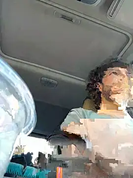 Snapshot of Prolapse_Pig chatting on 09/18/25, 10:12 Prolapse Pig online show from 09/18/25, 10:12