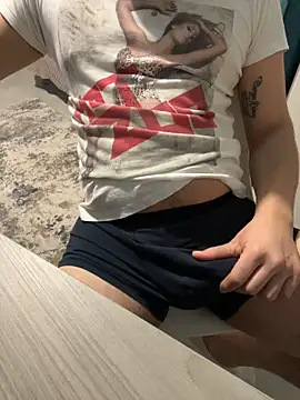 Snapshot of Greeneyes0820 chatting on 01/22/25, 08:49 Greeneyes0820 online show from 01/22/25, 08:49