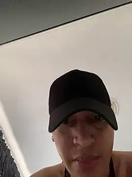 Snapshot of Diegosavage3 chatting on 03/15/25, 07:59 Diegosavage3 online show from 03/15/25, 07:59