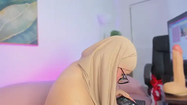 Ayha khalaf online show from 02/20/26, 06:26