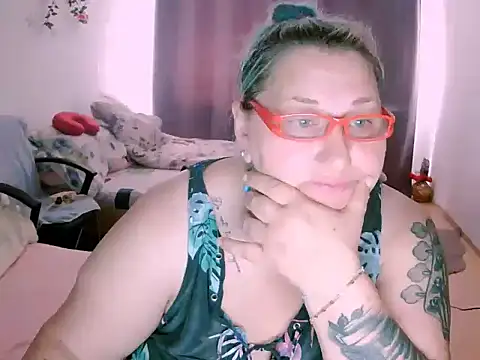 mayamayx online show from 07/02/26, 09:15