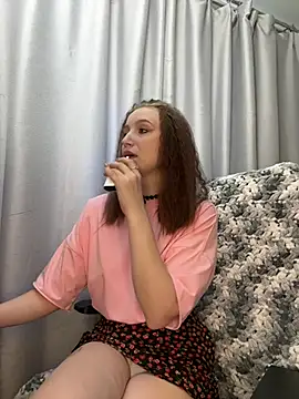 Snapshot of LillyFan-X chatting on 05/10/26, 04:17 LillyFan-X online show from 05/10/26, 04:17