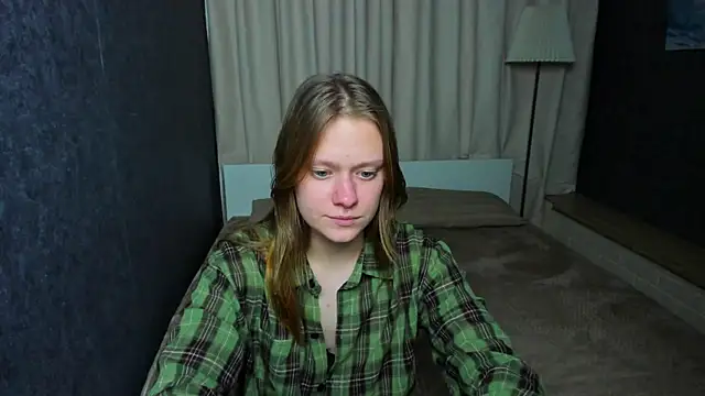 TessaSwans online show from 01/29/25, 07:11